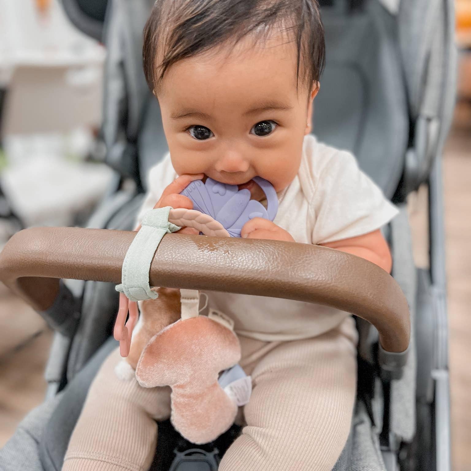 Bitzy Busy Ring Teething Activity Toy