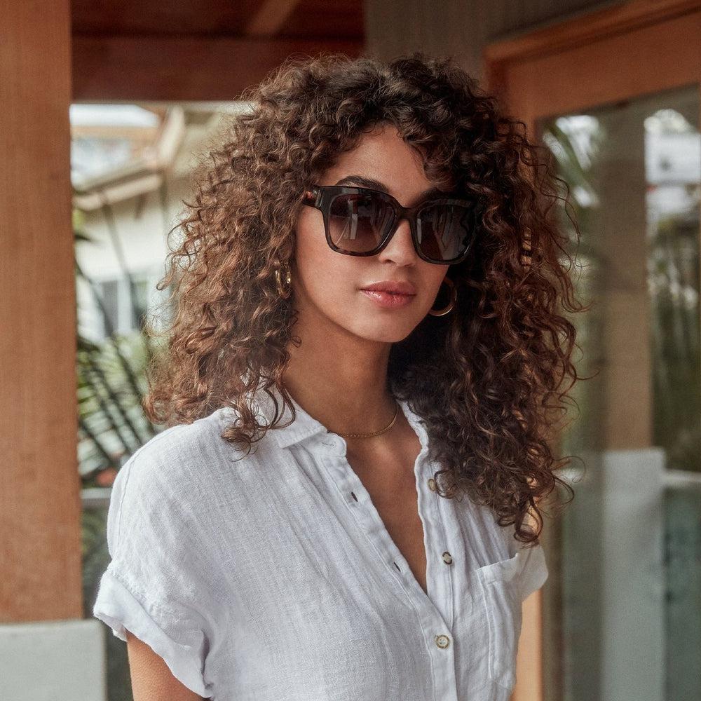 DIFF EYEWEAR Bella II Matte Black Beige Mirror Lens Polarized