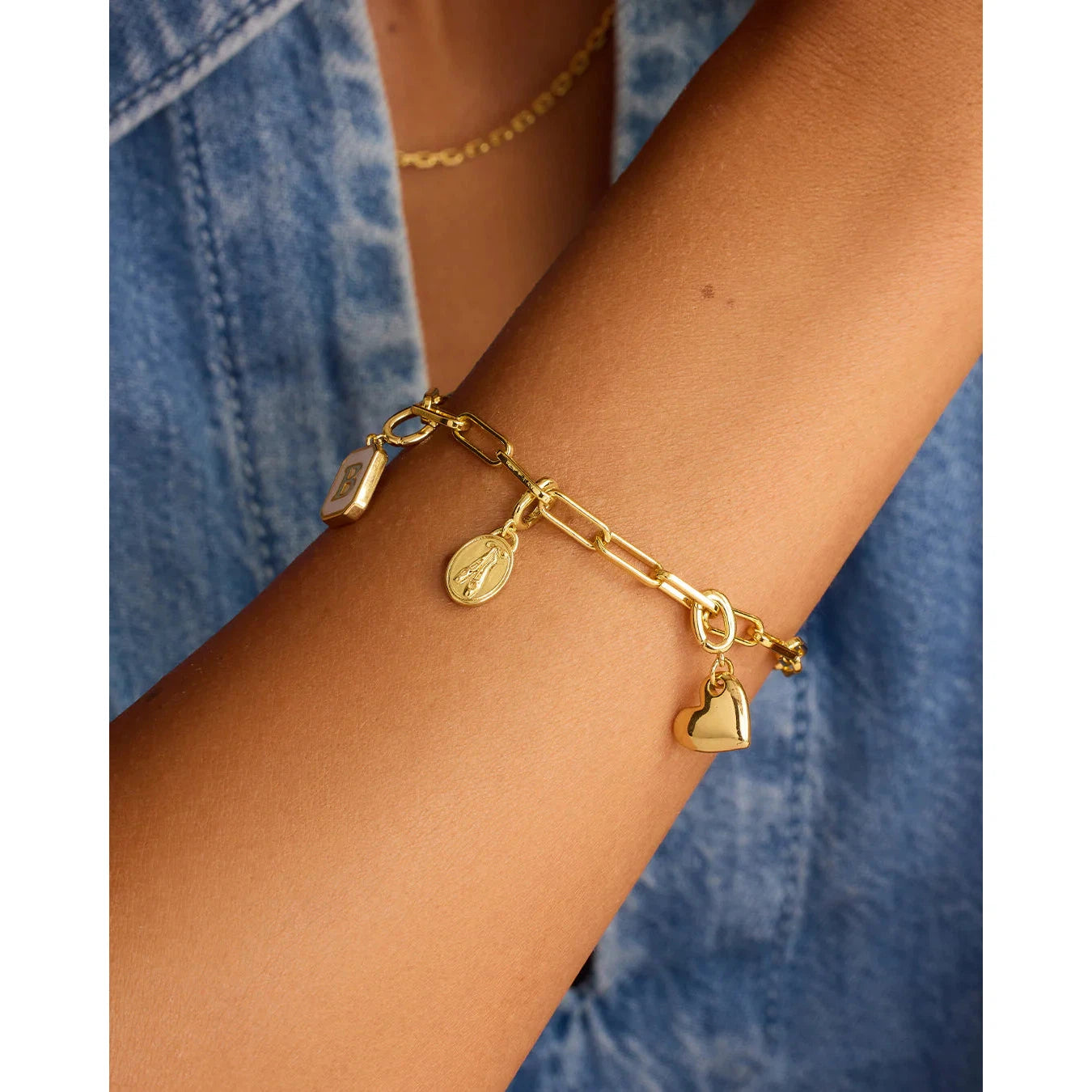Varsity Parker Charm, Dance