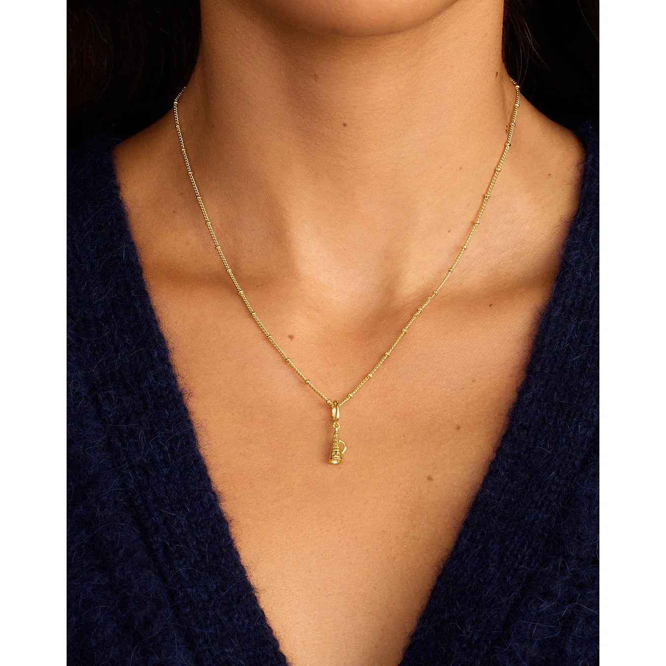 Varsity Parker Charm, Cheer