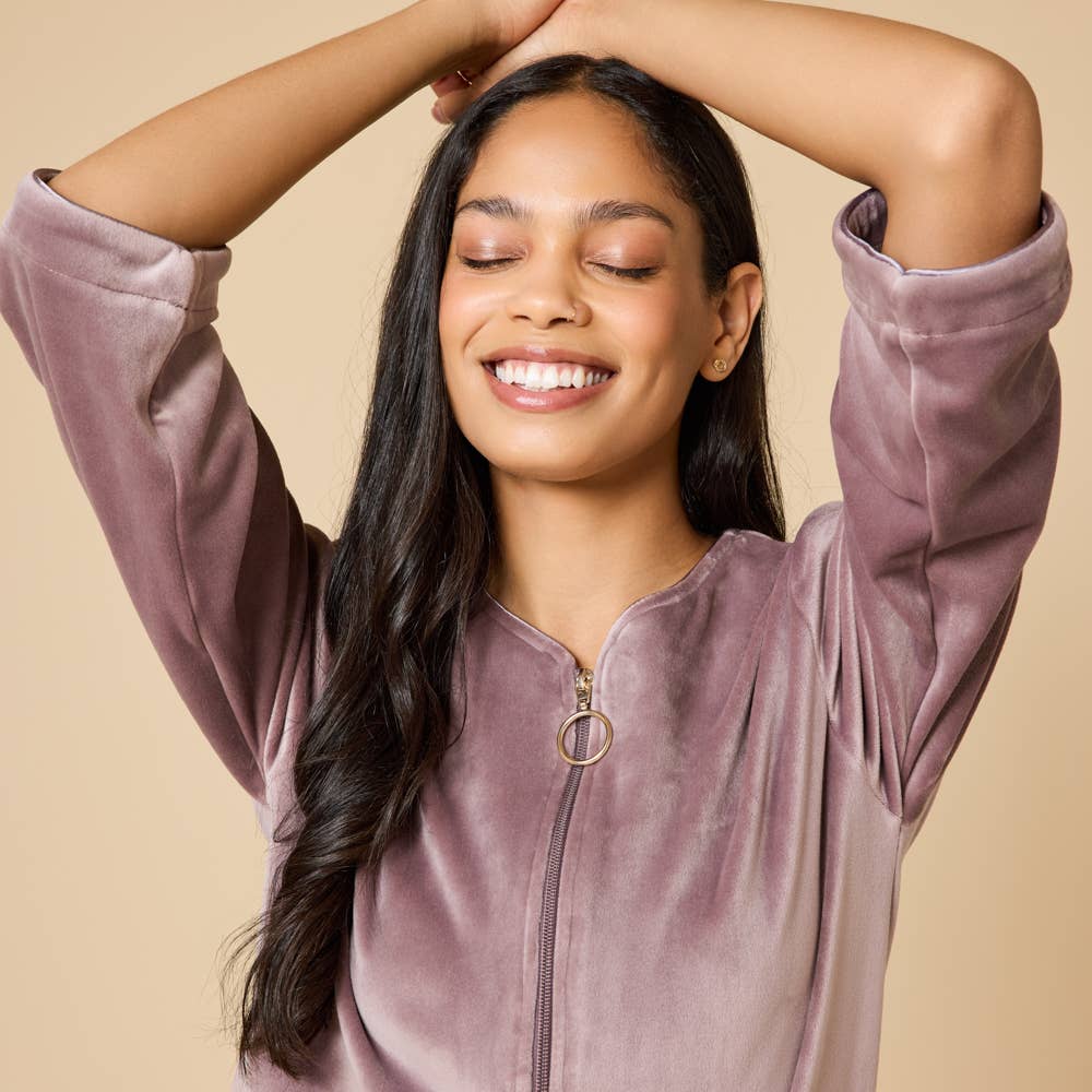 42" 3/4 Sleeve Serenity Short Zip Robe