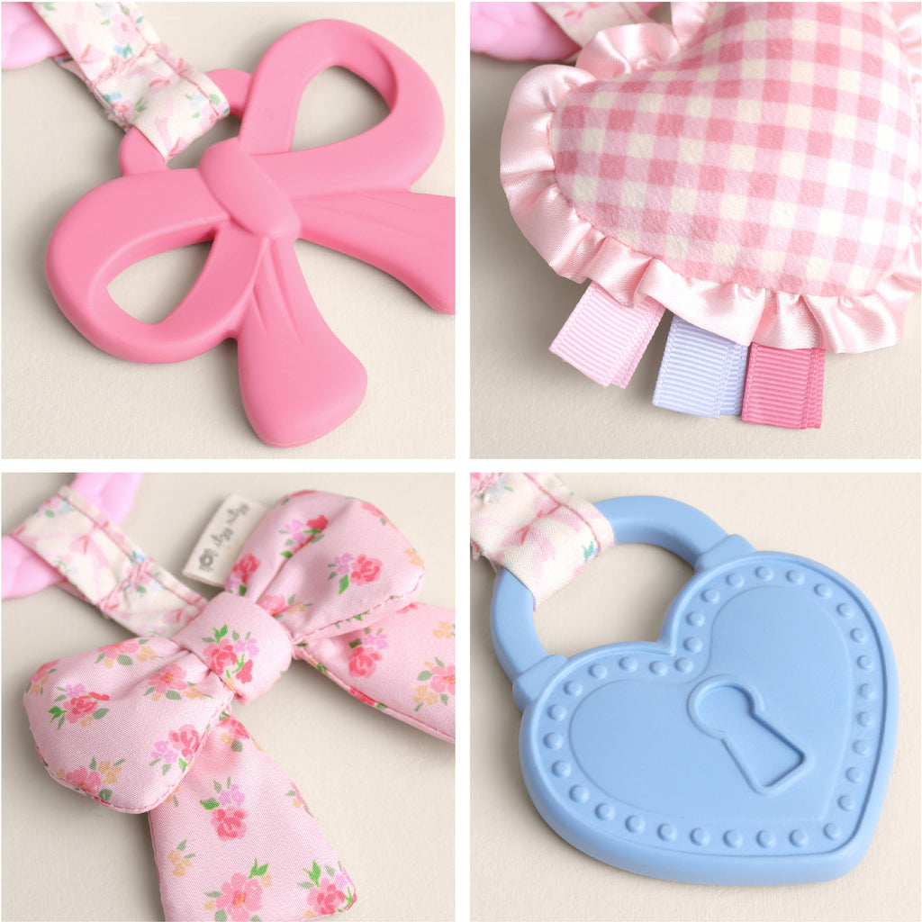Bow Bitzy Busy Ring