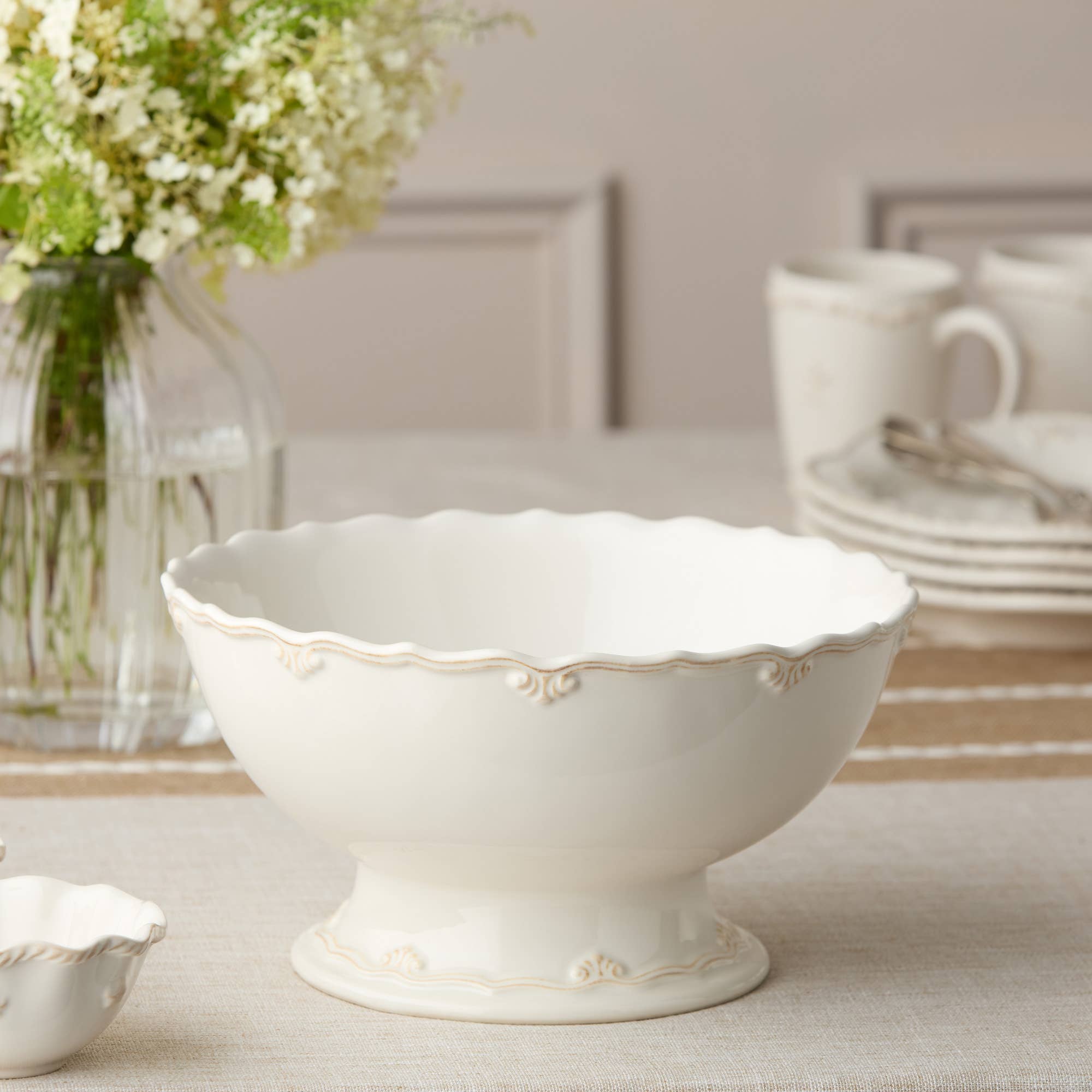 Heritage Footed Deep Bowl