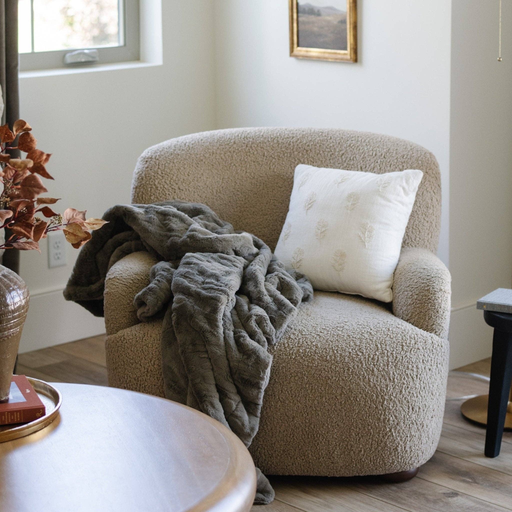 Patterned Faux Fur Throw Blankets