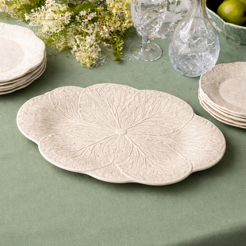 Le Jardin White Cabbage 3-D Oval Platter