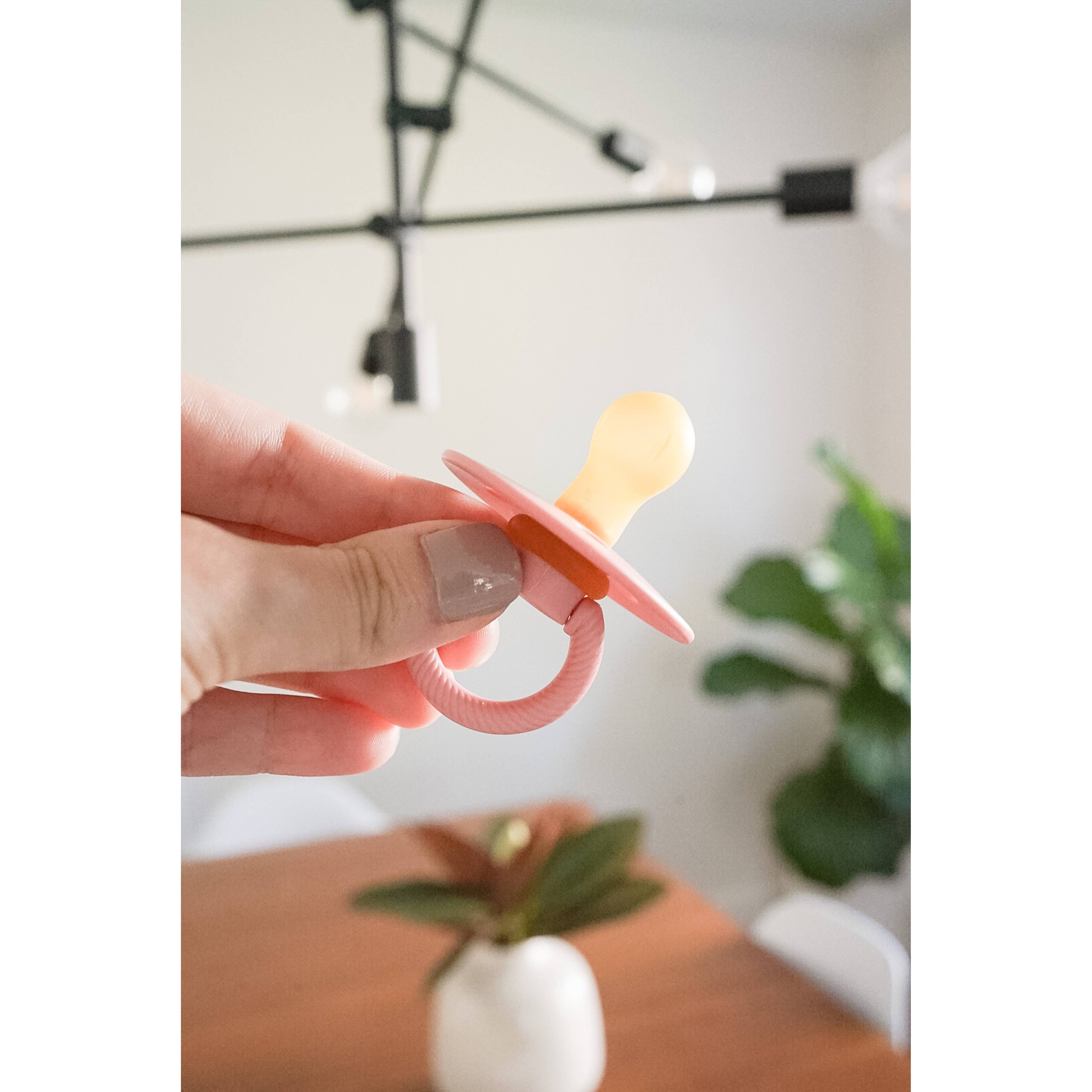 Itzy Soother Natural Rubber Paci Sets