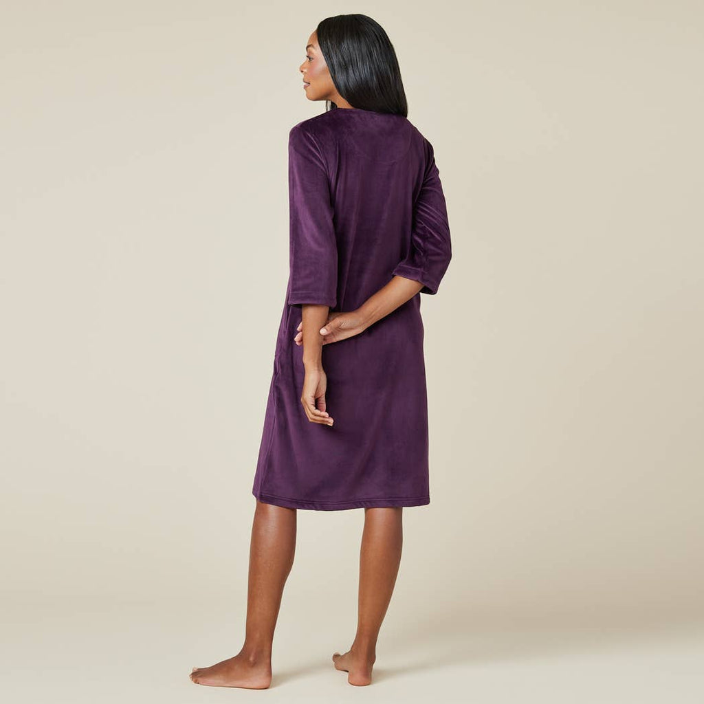 42" 3/4 Sleeve Serenity Short Zip Robe