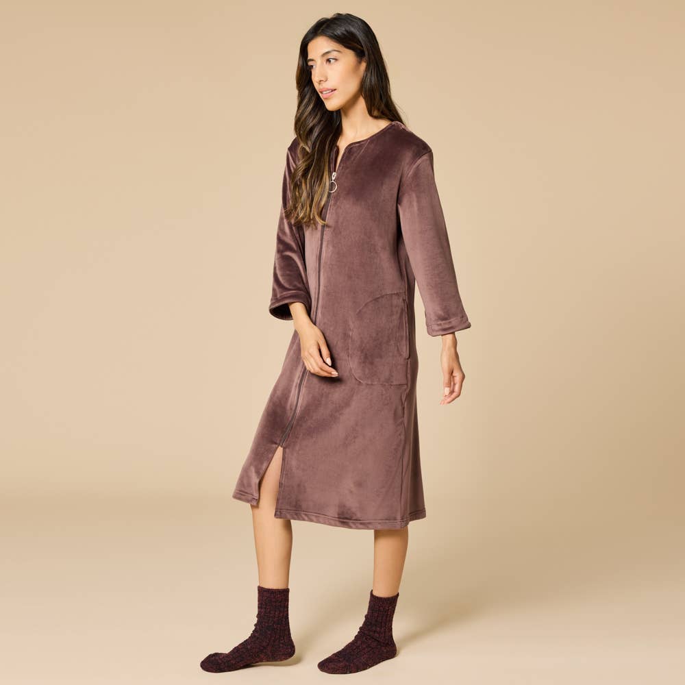 Women's 42" 3/4 Sleeve Serenity Short Zip Robe