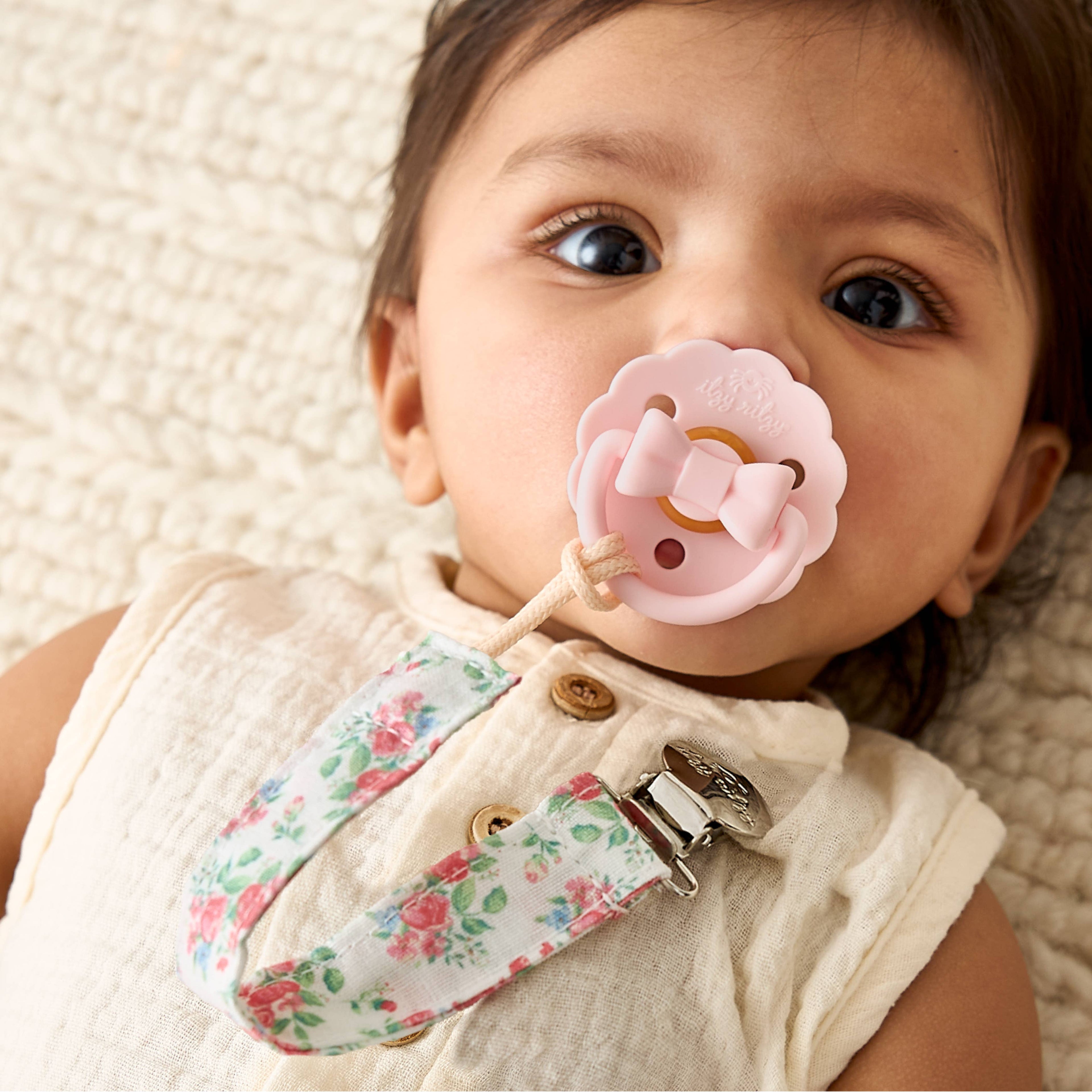 Itzy Clip, Fabric Pacifier Strap
