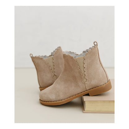 Nicola Chelsea Boot