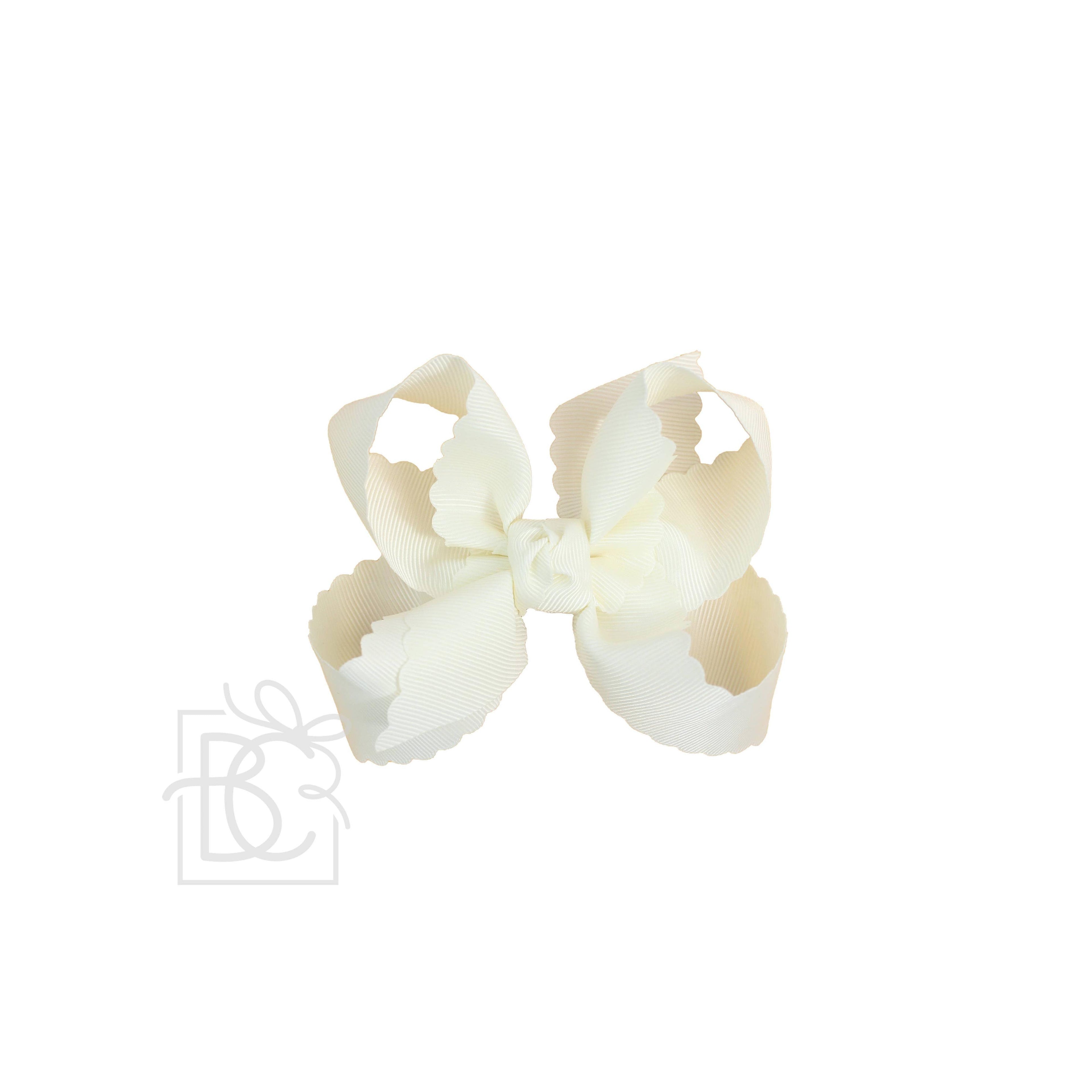 Scalloped Edge Grosgrain Hair Bow