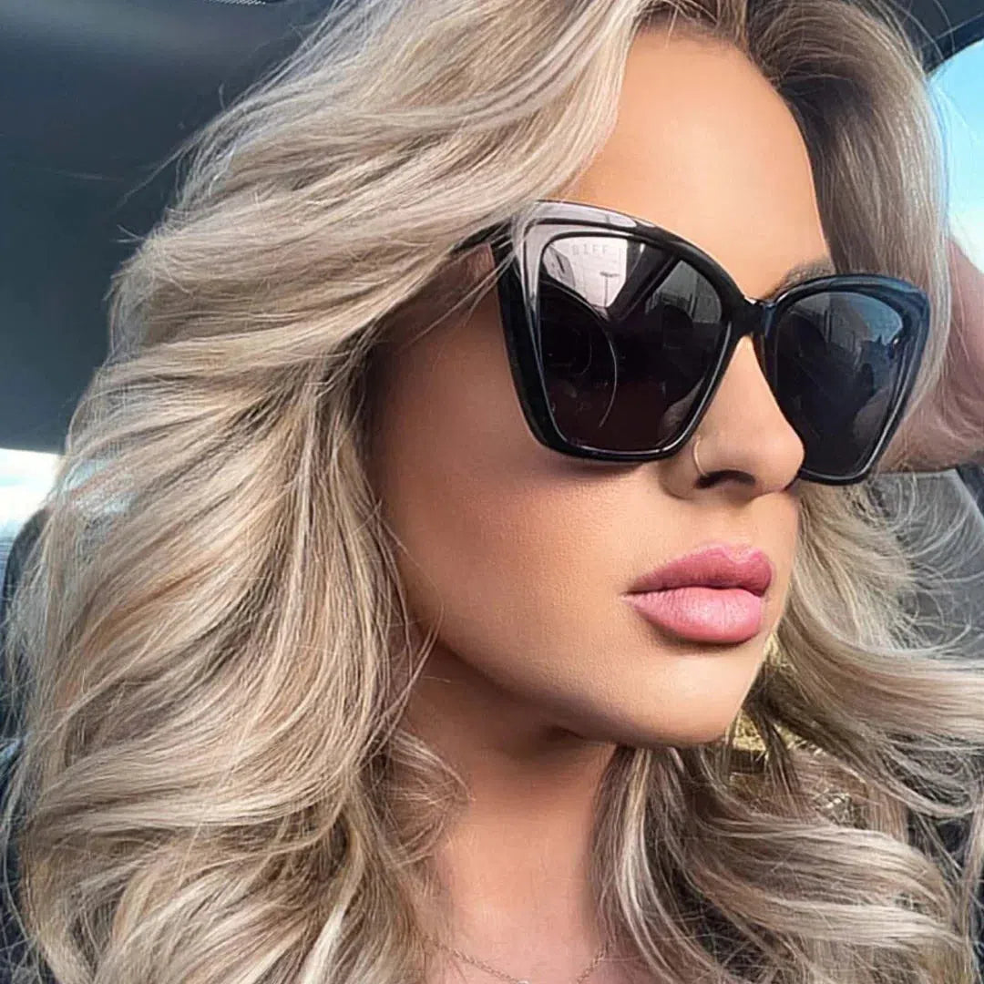 DIFF EYEWEAR Becky II Black + Dark Smoke Polarized