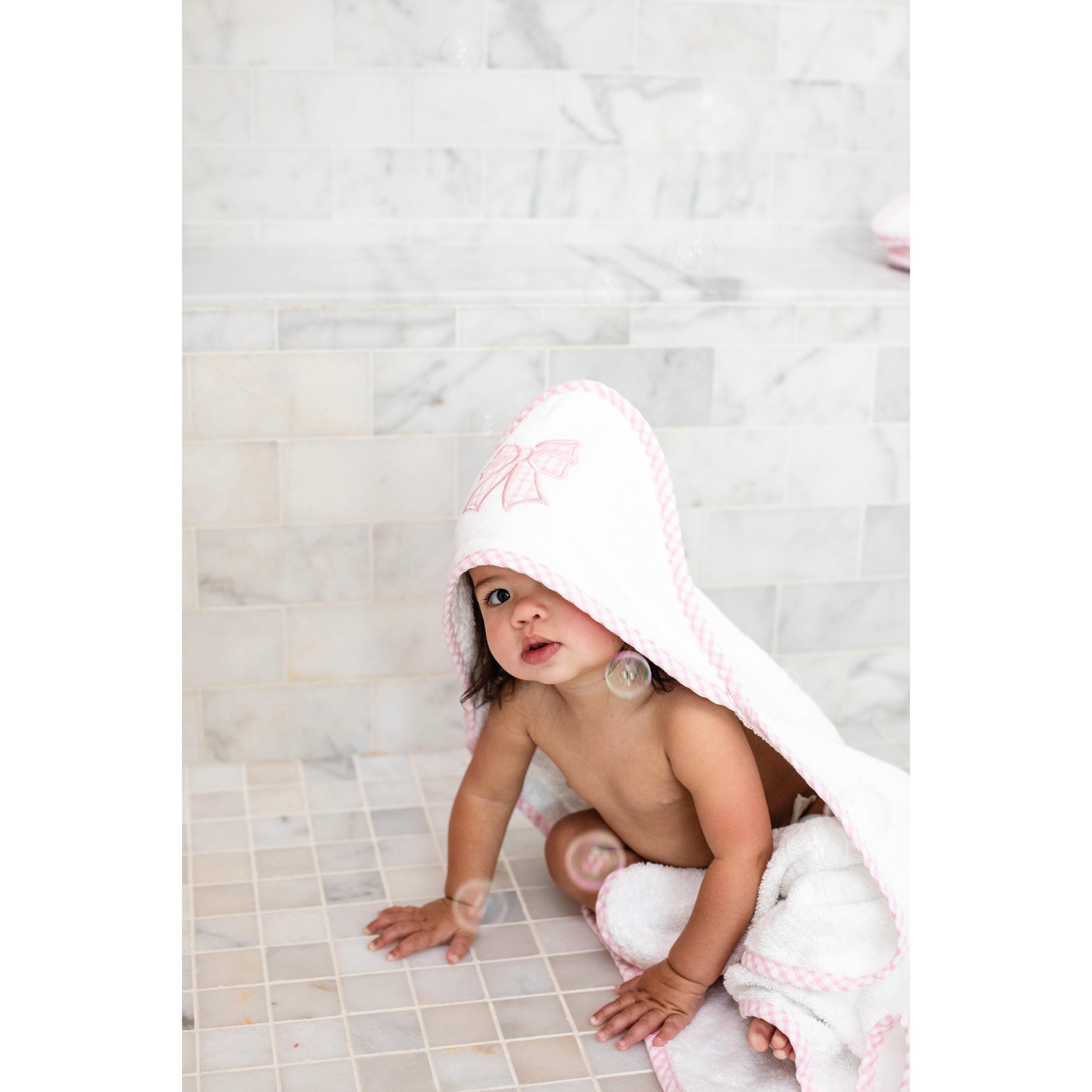 Bow Applique Hooded Towel & Washcloth Set, Pink