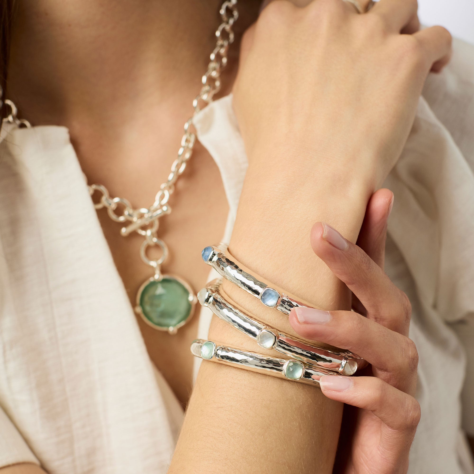 Julie Vos Catalina Hinge Bangle