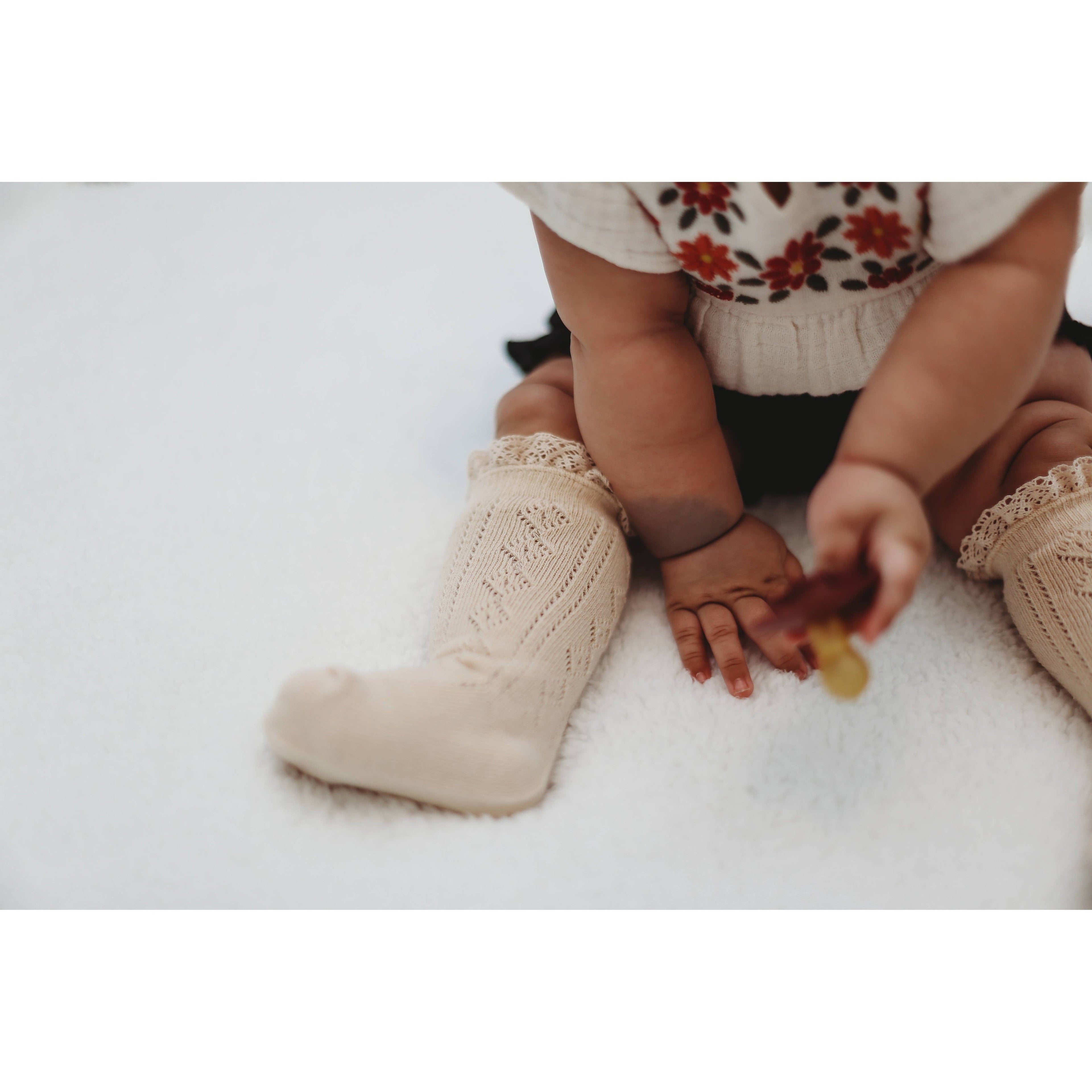 Fancy Lace Top Knee High Socks