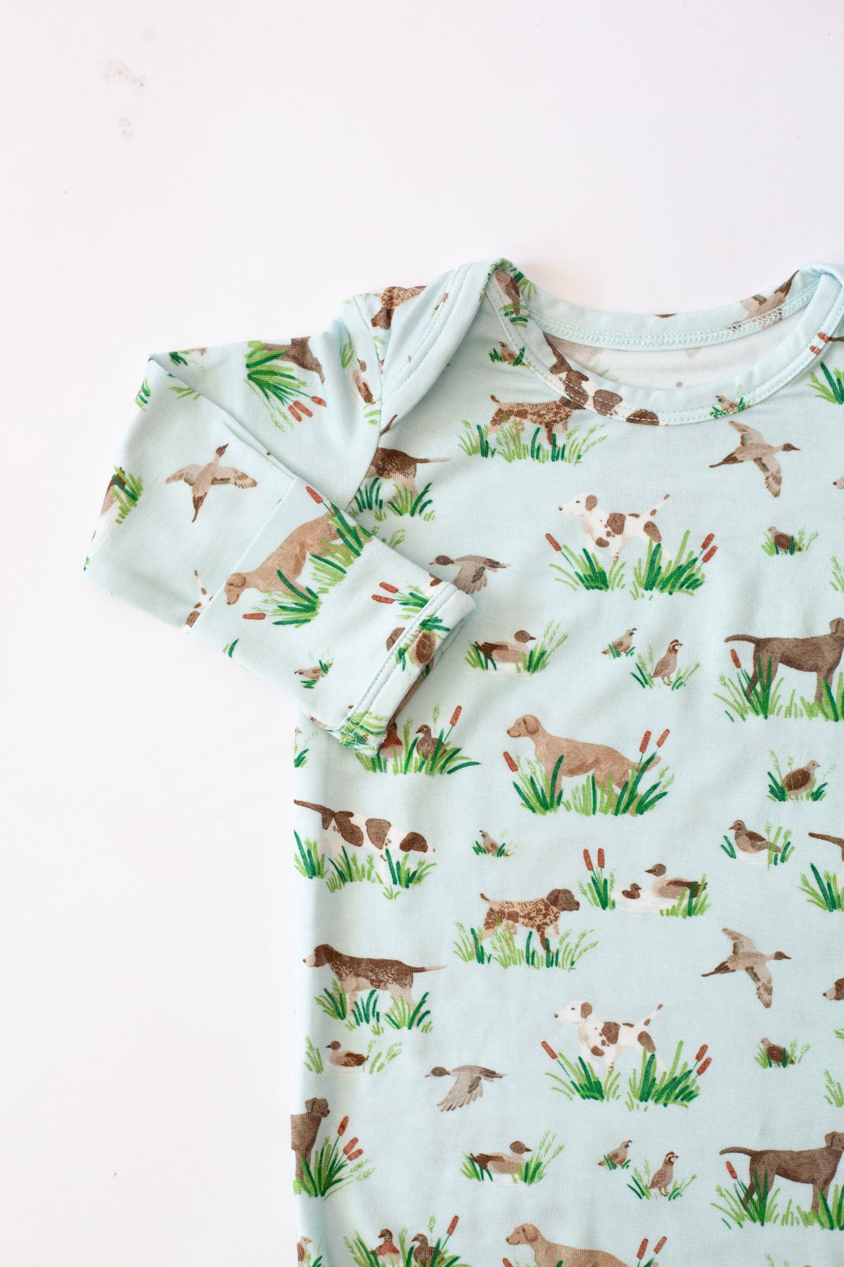 Knotted Gown, Delta Dogs