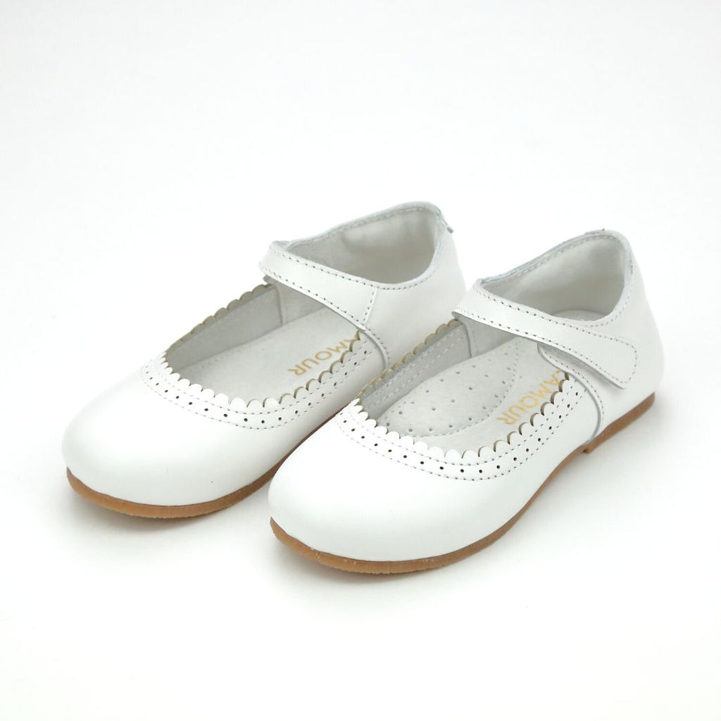 Lucille Scalloped Flat