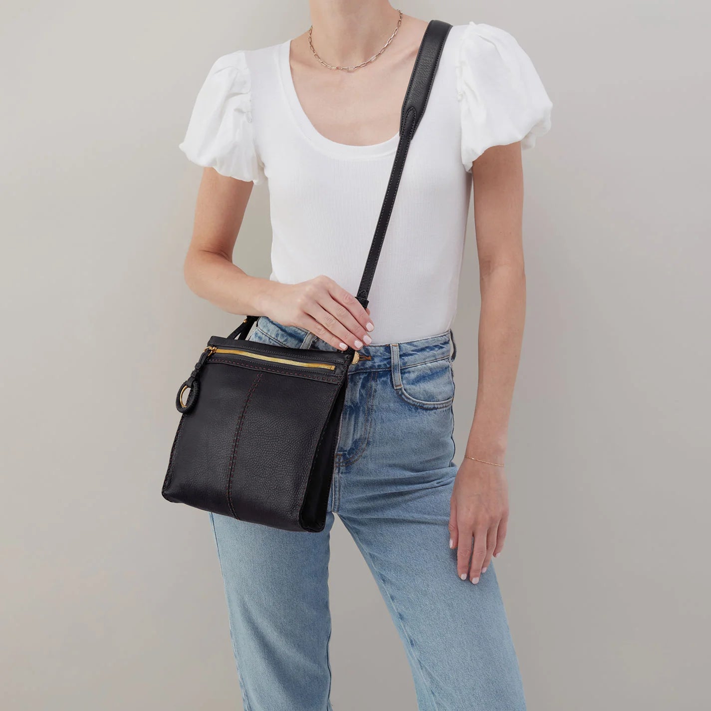 Austin Medium Crossbody