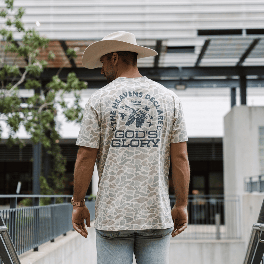 Vintage Washed Tee - God's Glory - Classic Deer Camo