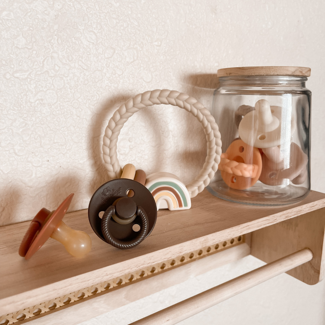 Itzy Soother Natural Rubber Paci Sets