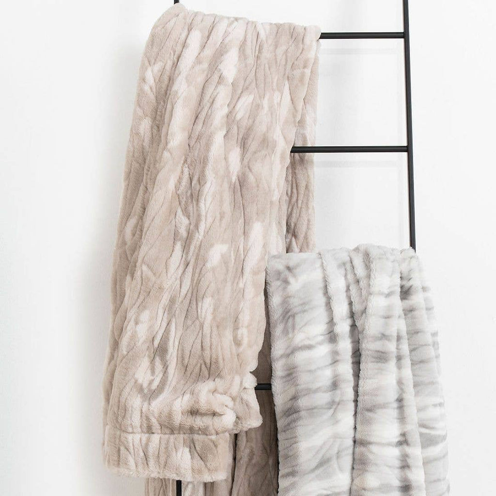 Marble Faux Fur/Minky XL Throw Blankets