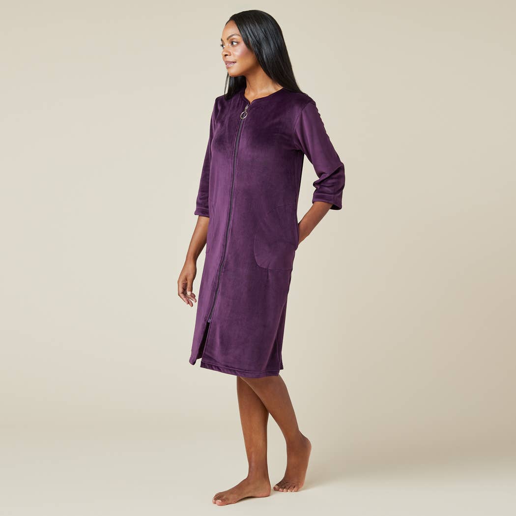 Women's 42" 3/4 Sleeve Serenity Short Zip Robe