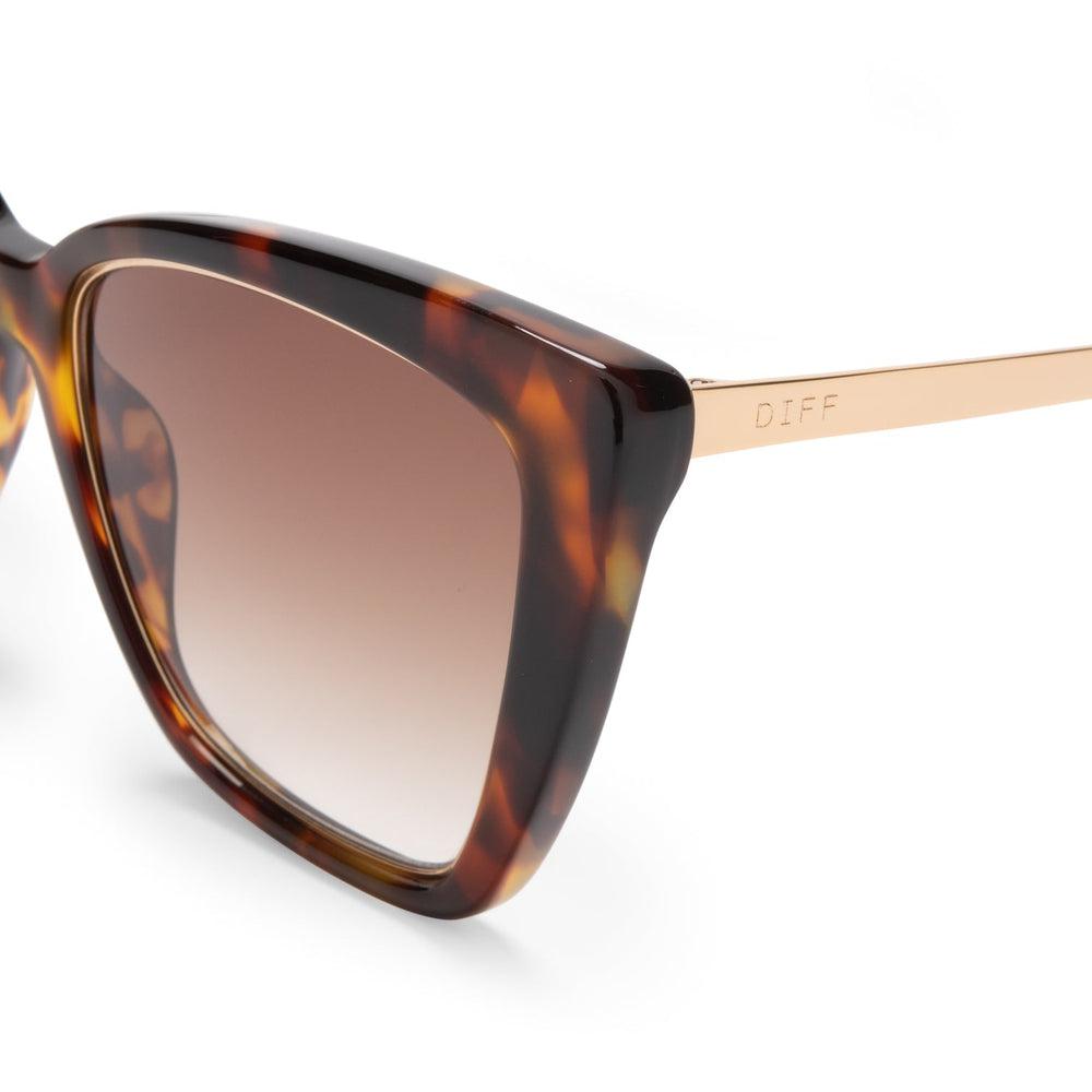 DIFF EYEWEAR Becky IV Amber Tortoise + Brown Gradient Polarized