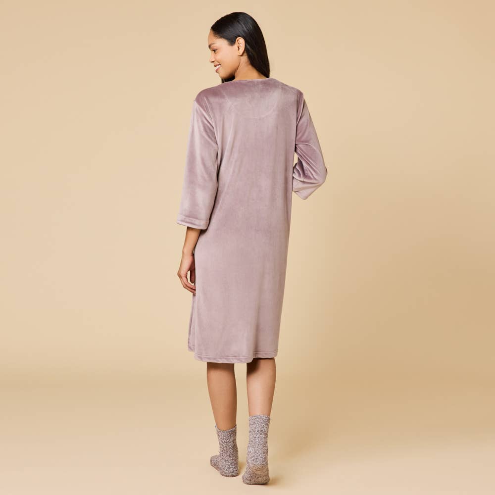 Women's 42" 3/4 Sleeve Serenity Short Zip Robe