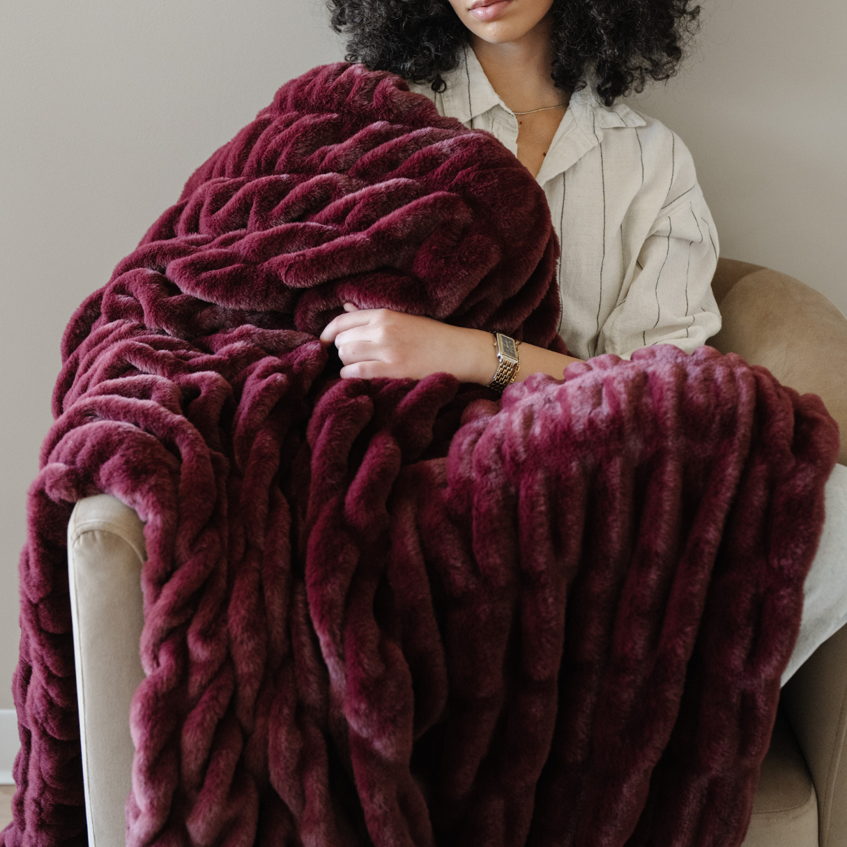 Double Ruched Faux Fur Blankets