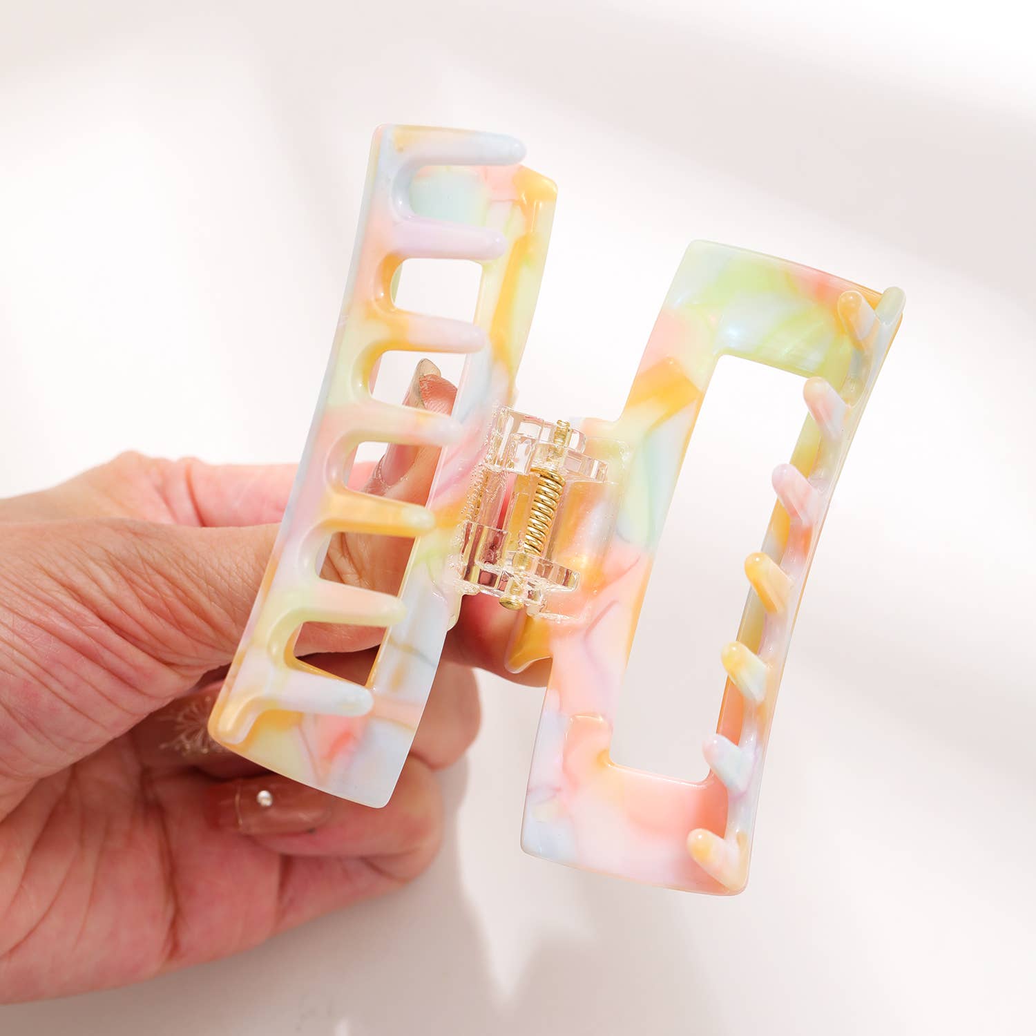 Pastel Watercolor S/M - Assorted Claw Clips
