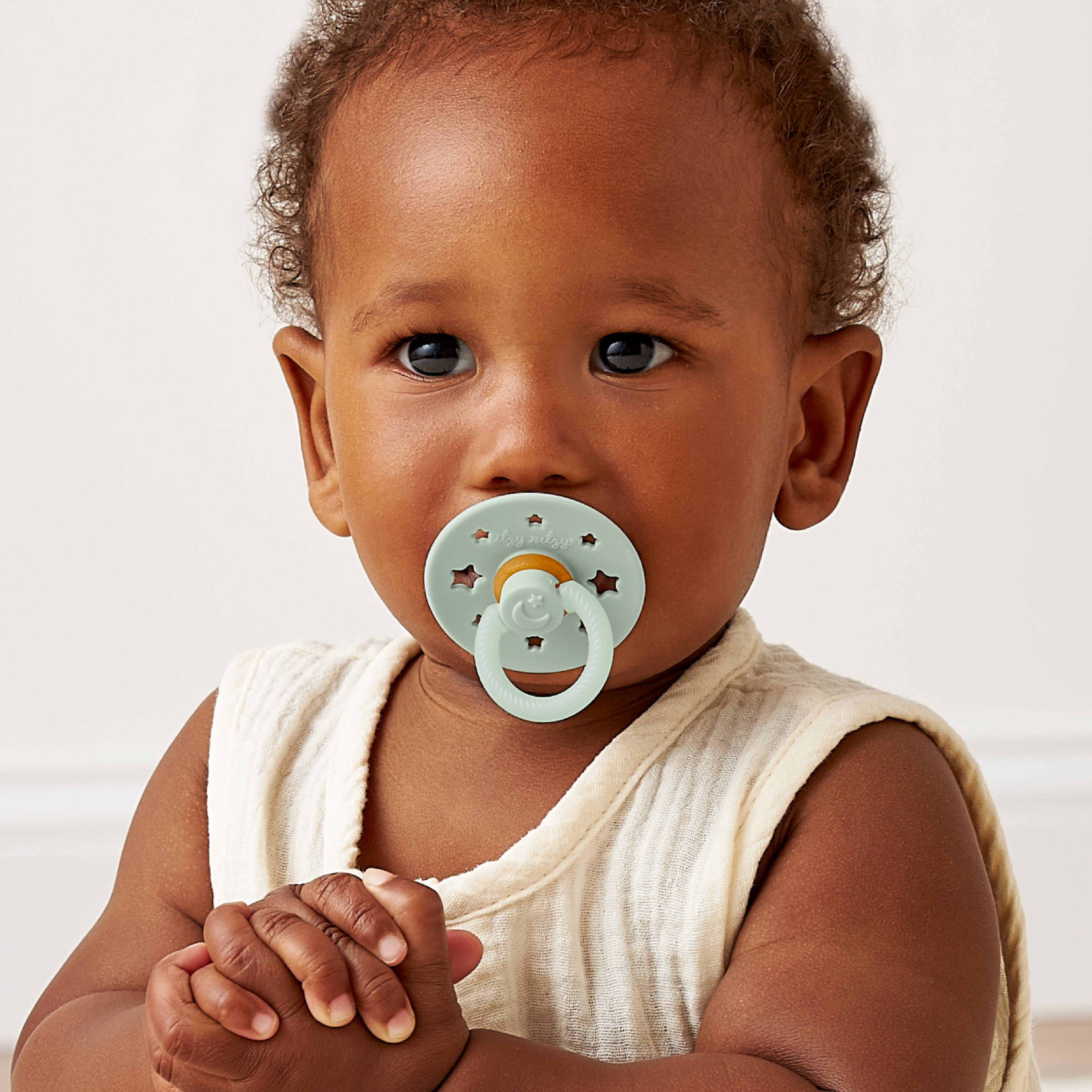 Itzy Soother Natural Rubber Paci Sets