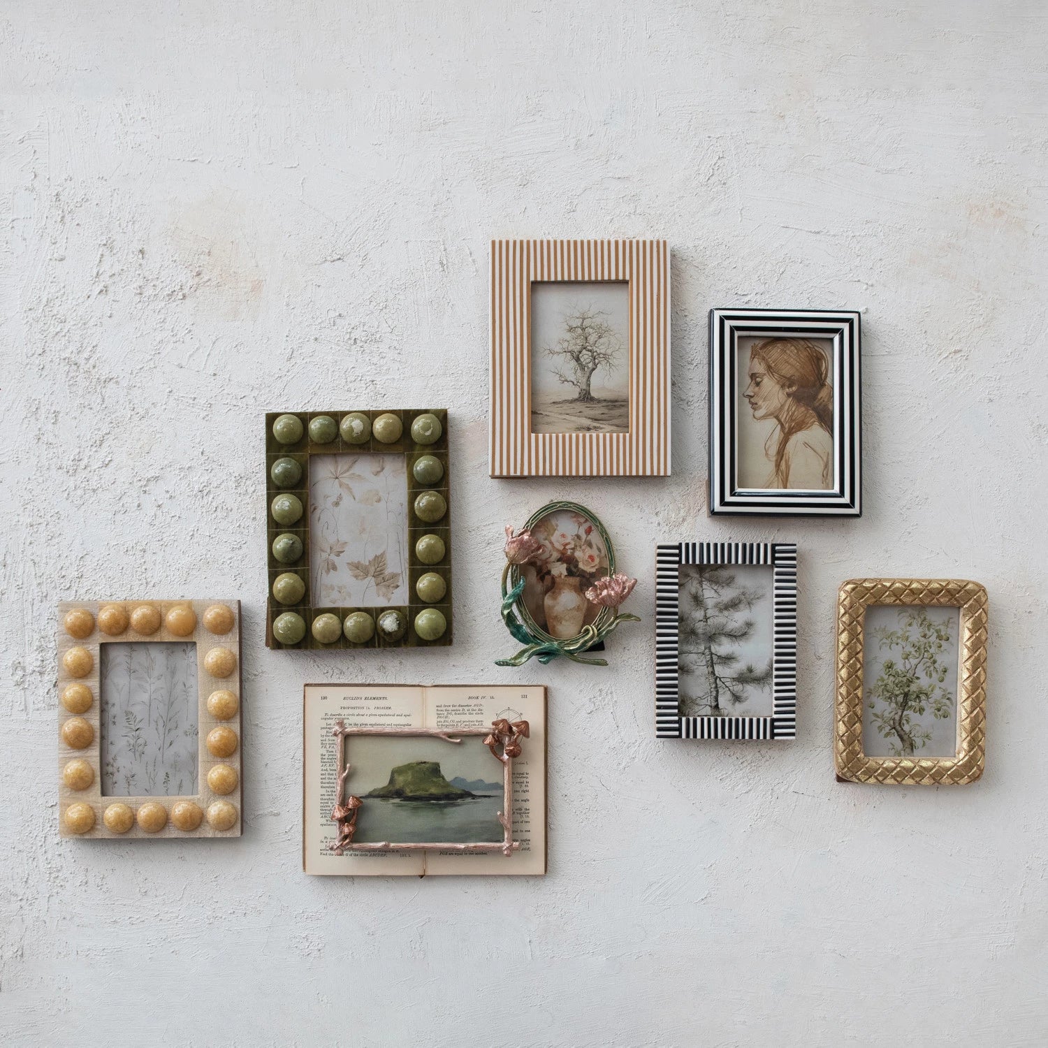 Gold Diamond Pattern Picture Frame