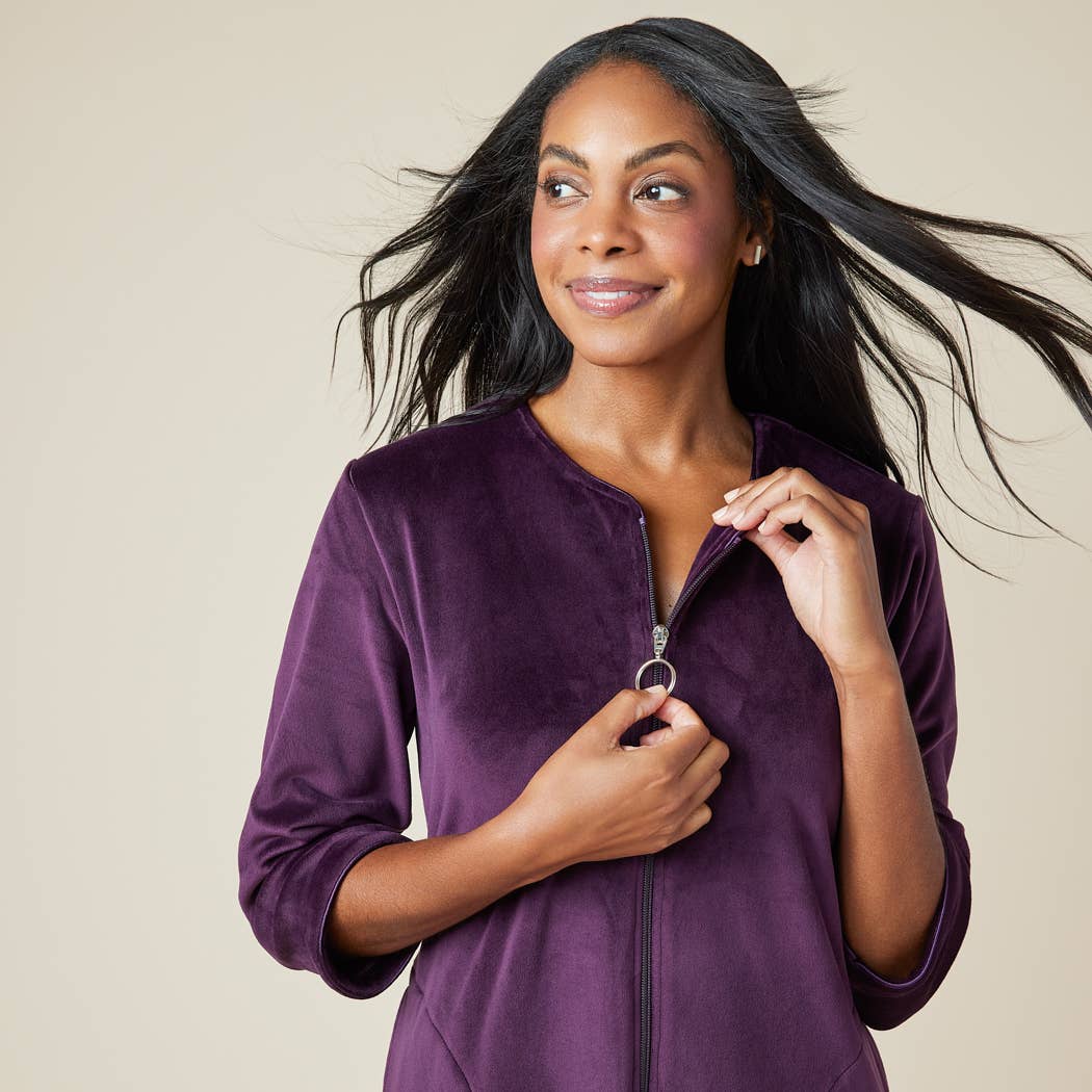 Women's 42" 3/4 Sleeve Serenity Short Zip Robe