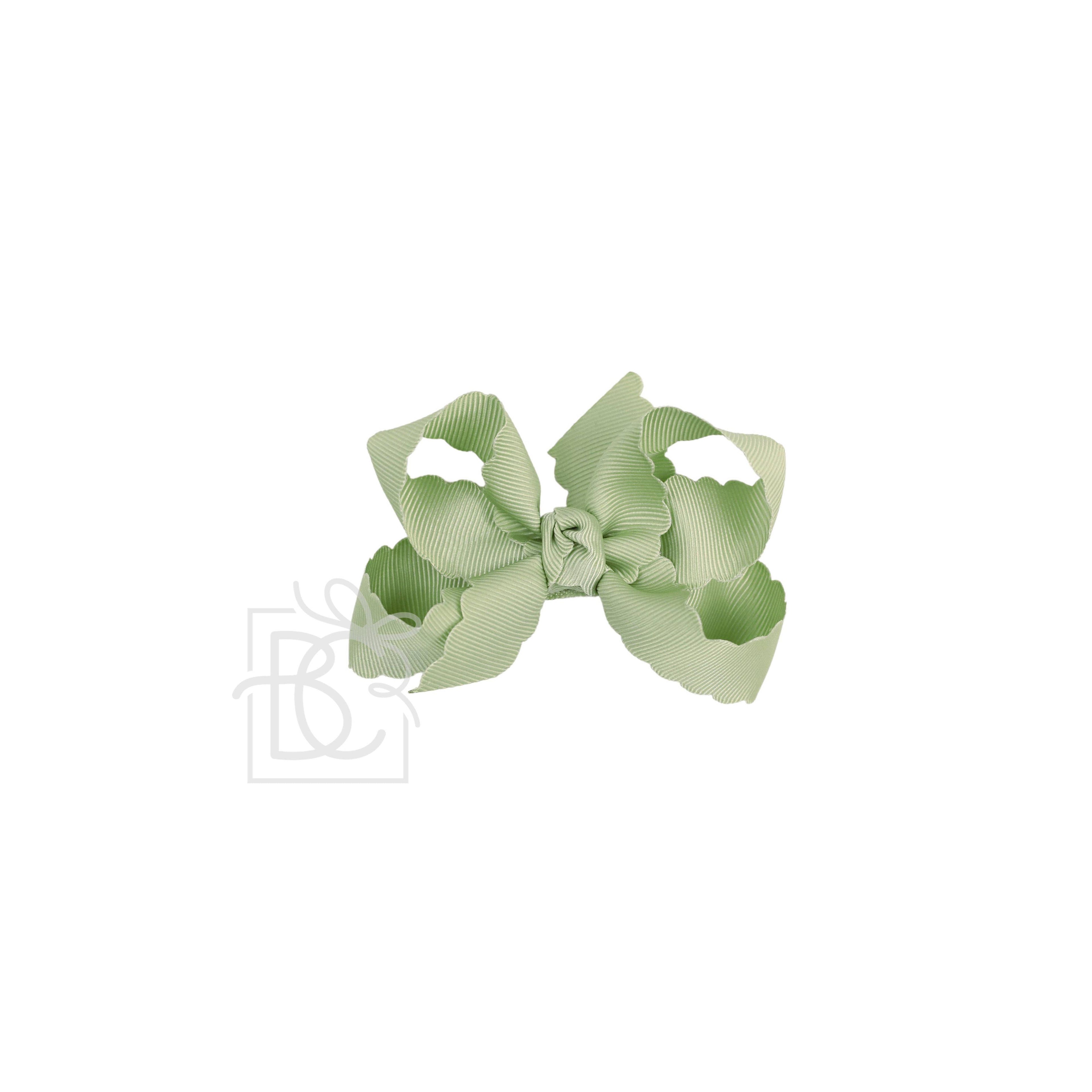 Scalloped Edge Grosgrain Hair Bow