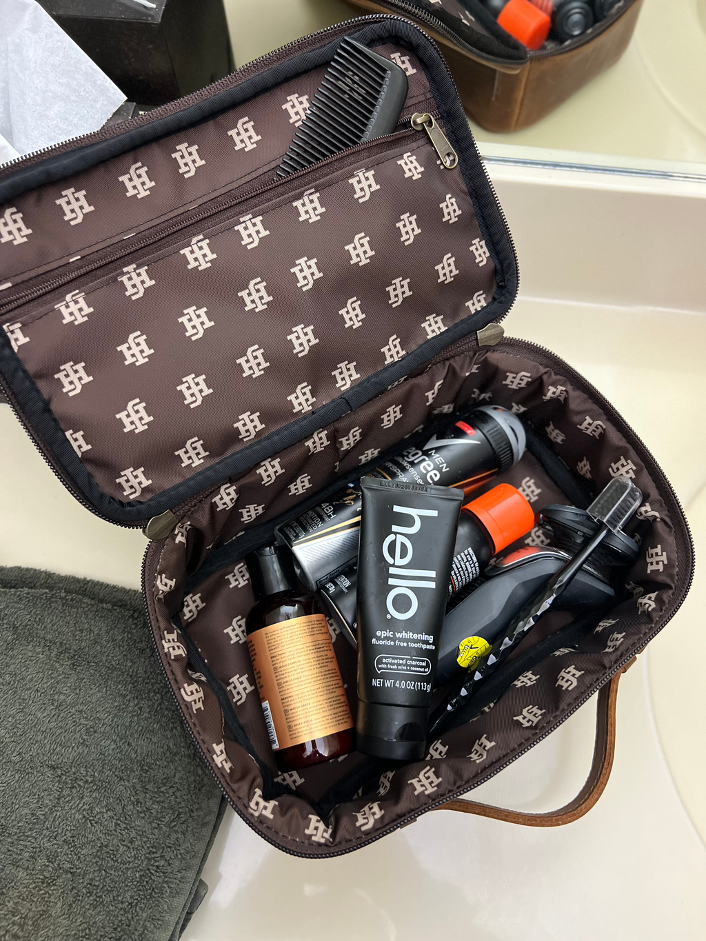 Jon Hart Design JH Dopp Kit