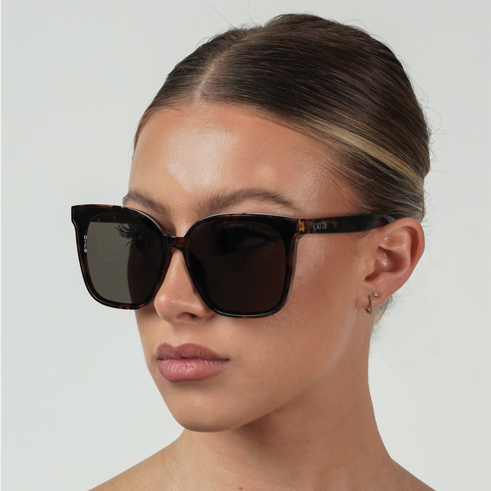 Otra Eyewear Betty