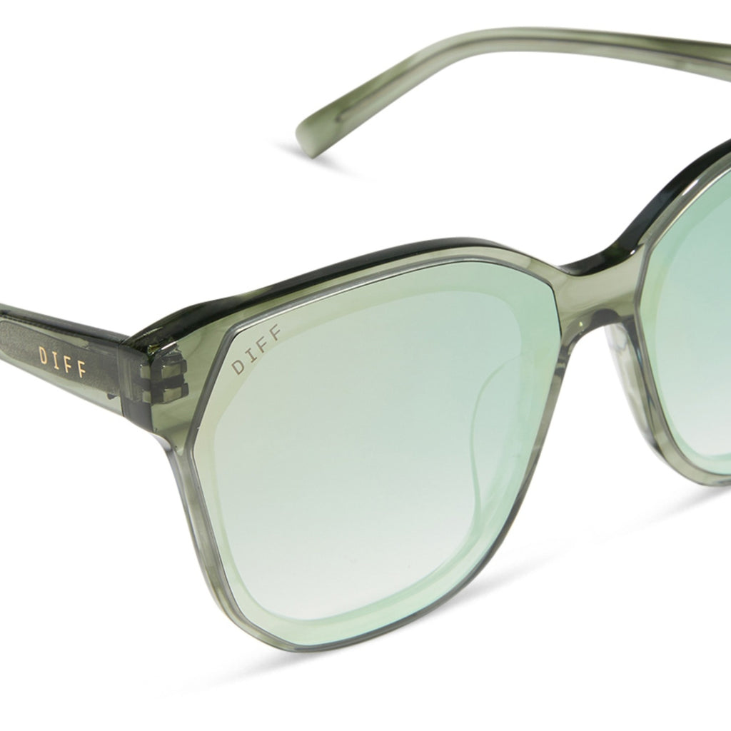 Gia Cool Matcha + Cool Matcha Mirror
