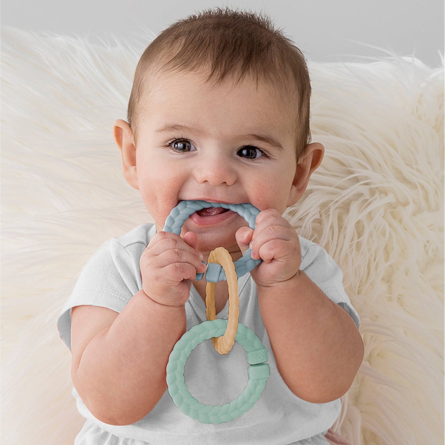 Itzy Teether Gift Set™