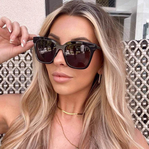 DIFF EYEWEAR Bella Black + Grey + Polarized