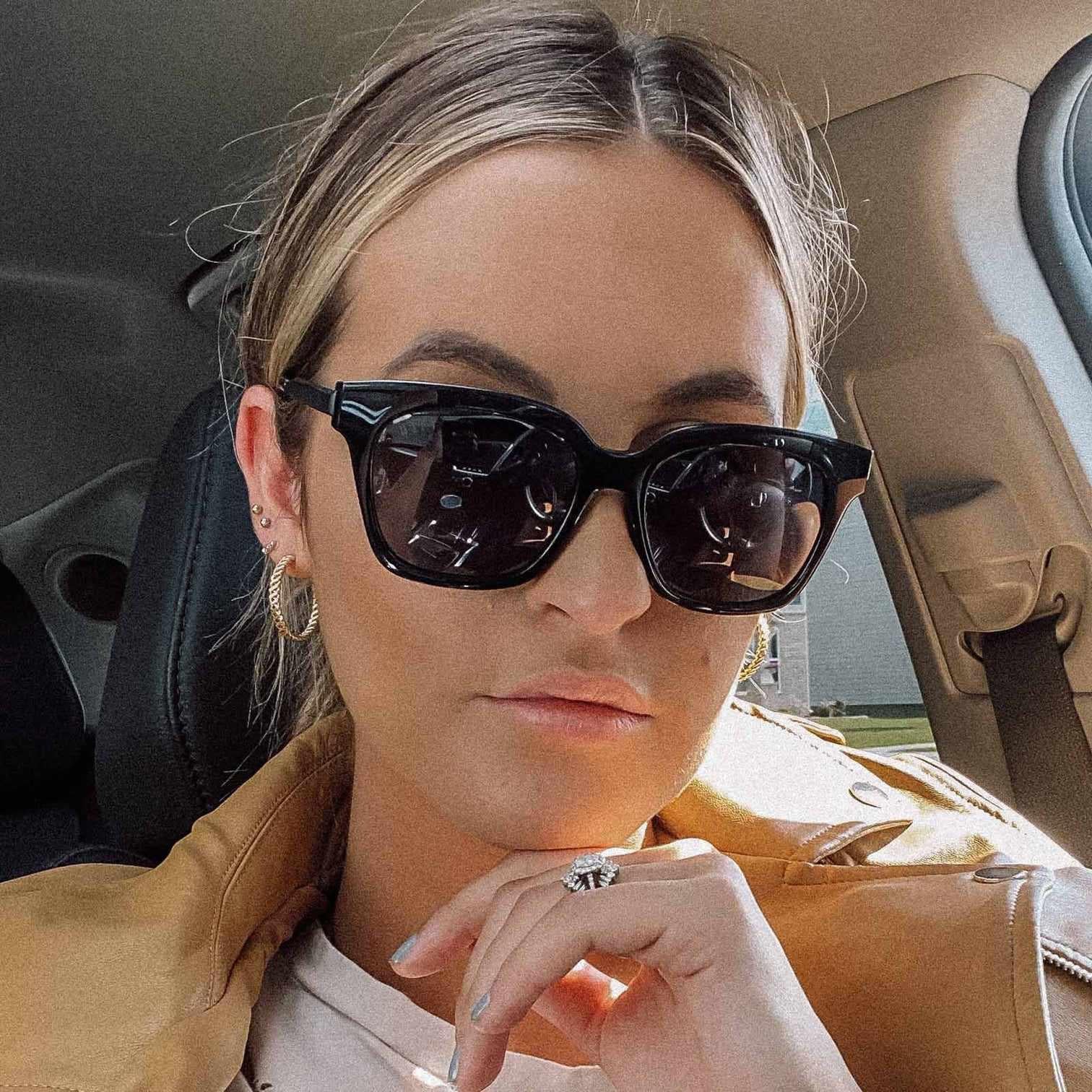 DIFF EYEWEAR Bella XS Black W/ Matte Black + Grey Lens + Polarized