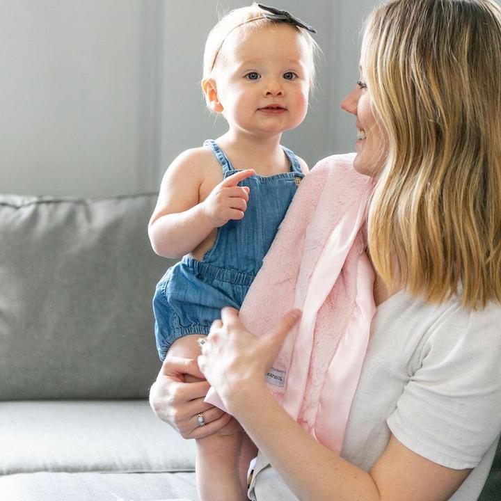 Saranoni  Lush Mini Blanket Lasting Impressions