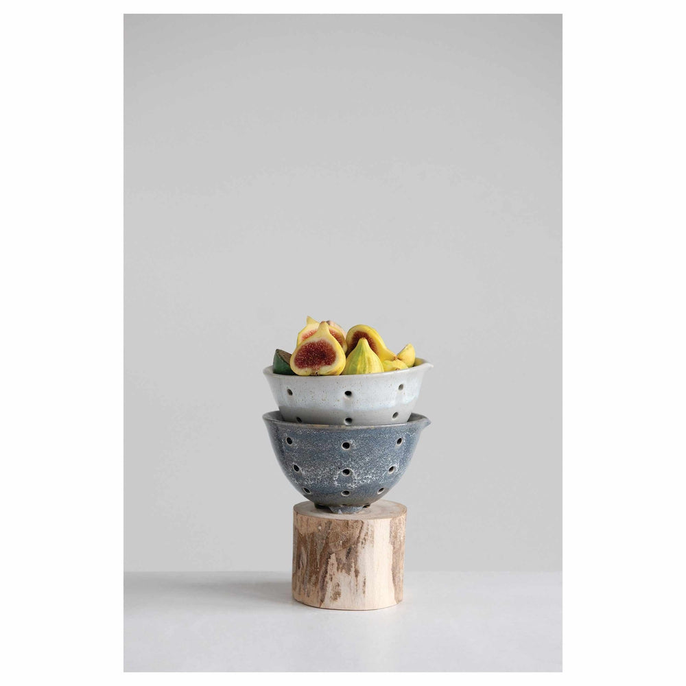 Stoneware Berry Bowl with Glaze, 2 Colors